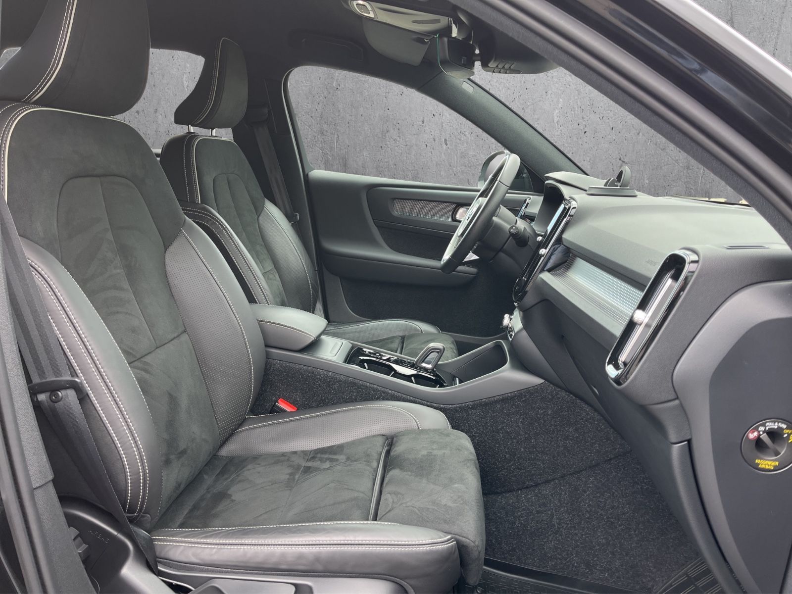Volvo XC 40 R Design AWD AHK 360° LED H&K CARPLAY foto 22