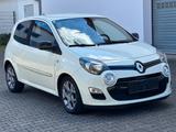 Renault Twingo 1.2 *TÜV neu*Temp*Klima*Bluetooth - Renault aus 2013