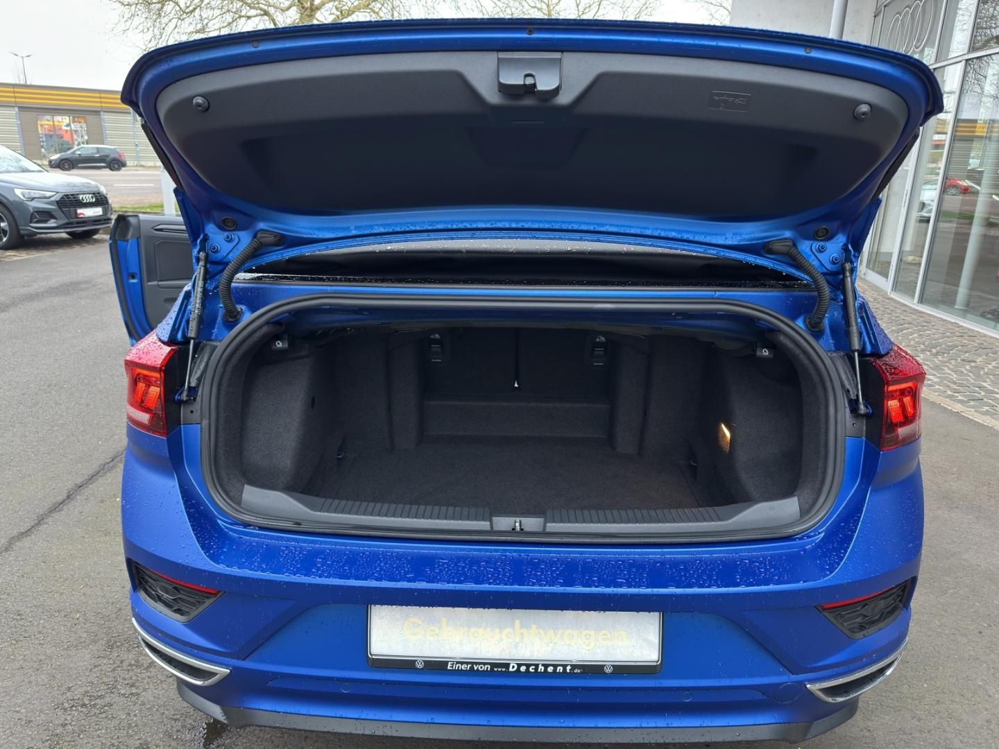 Fahrzeugabbildung Volkswagen T-Roc Cabriolet R-Line "Edition Blue"1.5 TSI,DSG