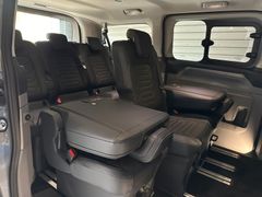 Tourneo Custom 2.0 EcoBlue 125kW L1 Titanium 4x4 – Bild 4