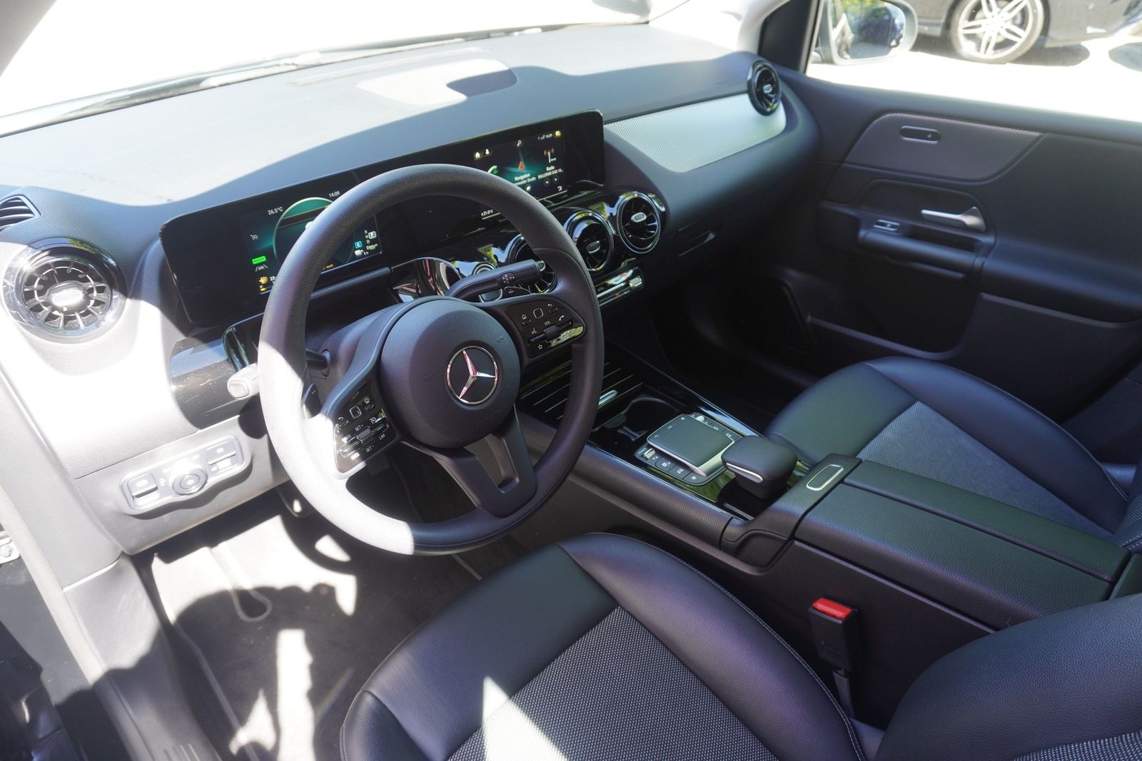 Mercedes-Benz B250 e Style AUTOMATIK LED NAVI SPUR TOTW T-LEDE foto 10