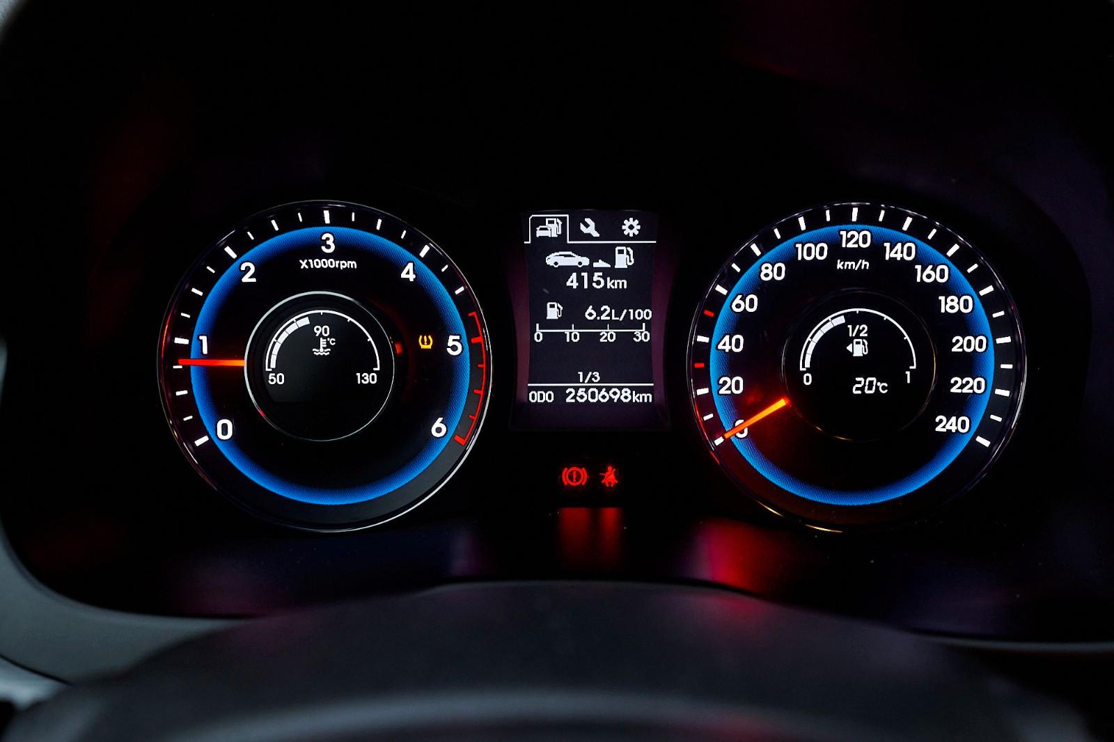 Hyundai i40 2015 — фото 14