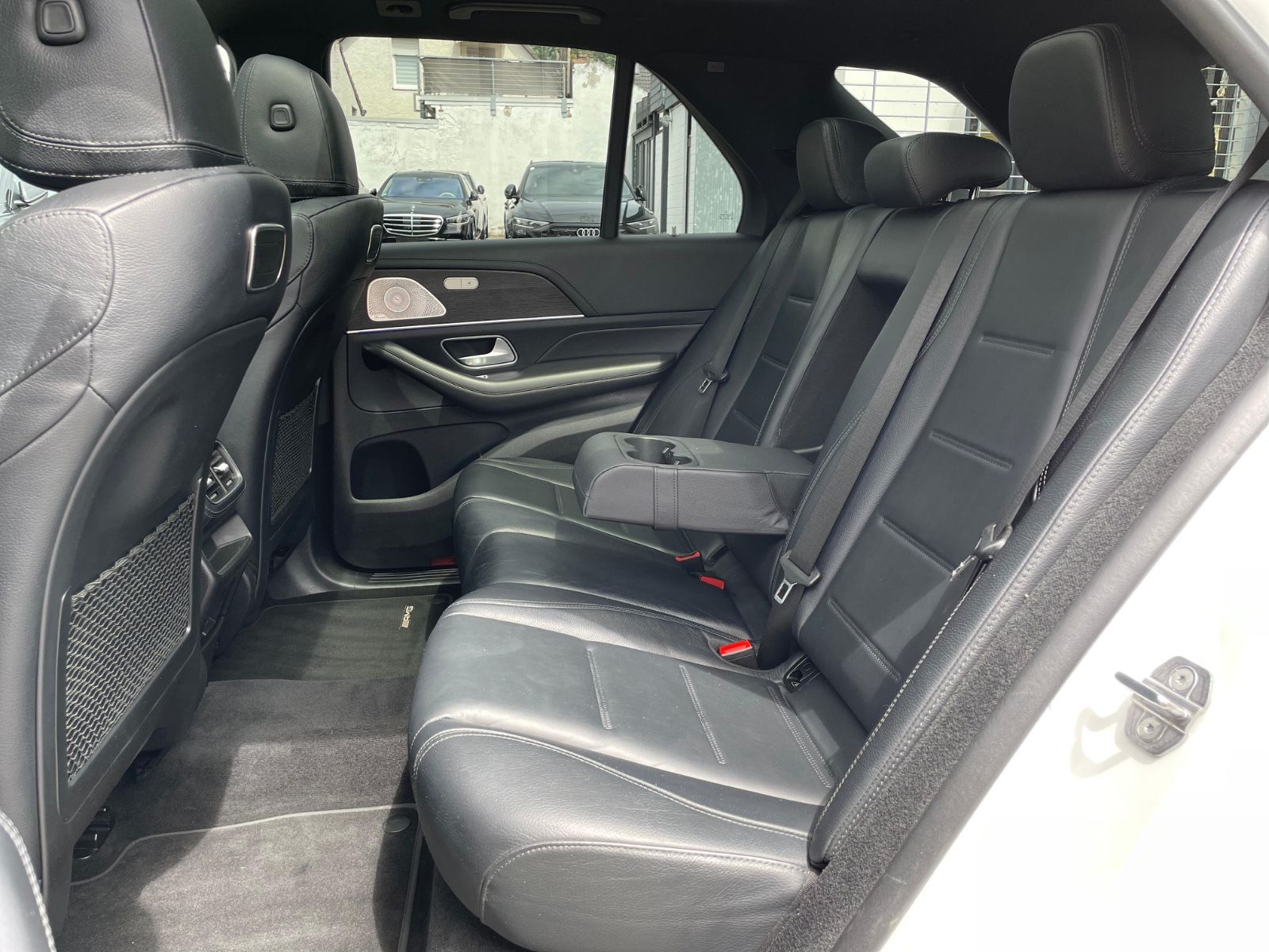 Fahrzeugabbildung Mercedes-Benz GLE 400d 4MATIC |AMG|HUD|Burmester|Pano|360°|AHK