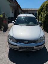 Ford Mondeo Ghia MK3 Leder, Ahk, Apple Car... - Ford Mondeo aus 2005 mit Diesel-Antrieb
