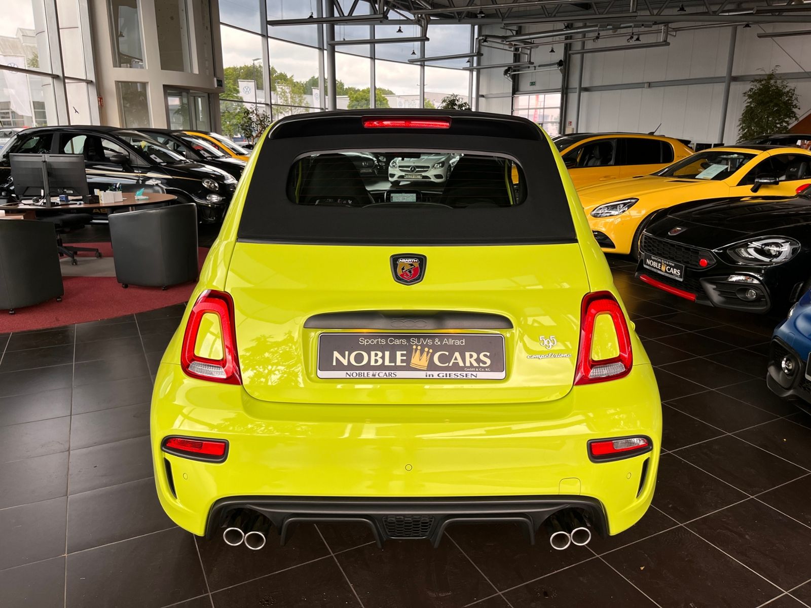 Fahrzeugabbildung Abarth 595 Competizione NAVI Xenon ALU