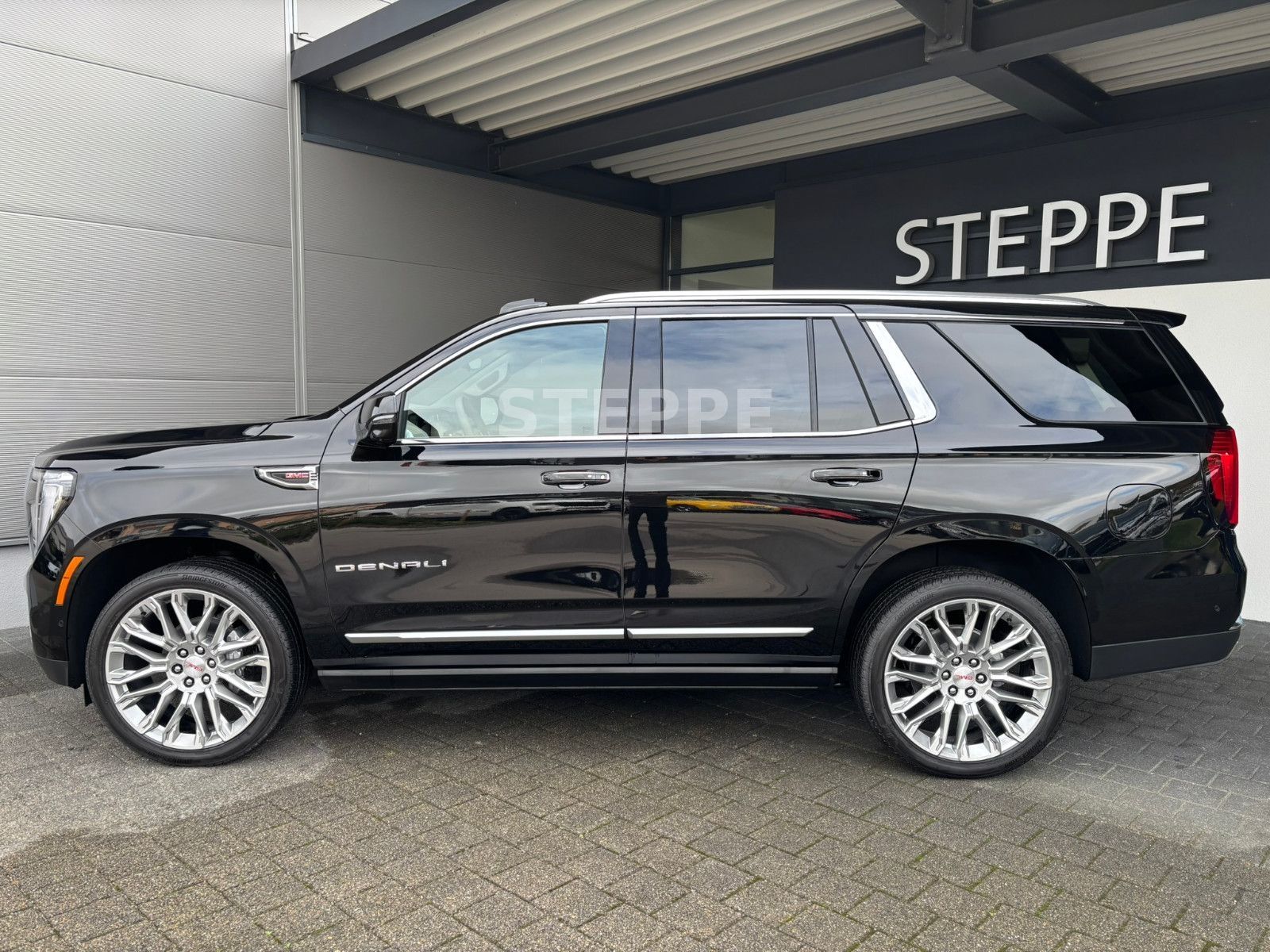 Gmc Yukon 2026 6.2V8 DENALI 24" AHK FACELIFT