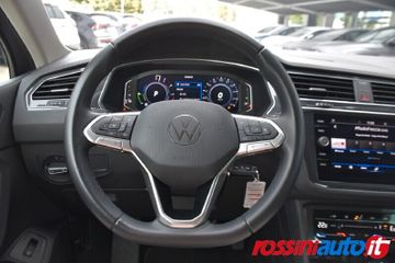 Volkswagen Tiguan - 10