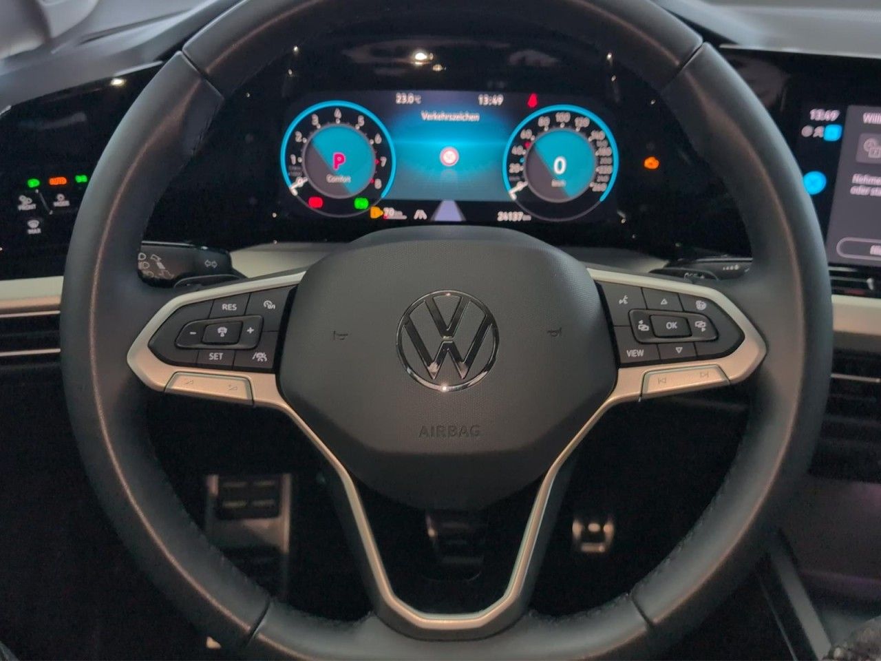 Golf MOVE 1.5 eTSI DSG Klima Navi