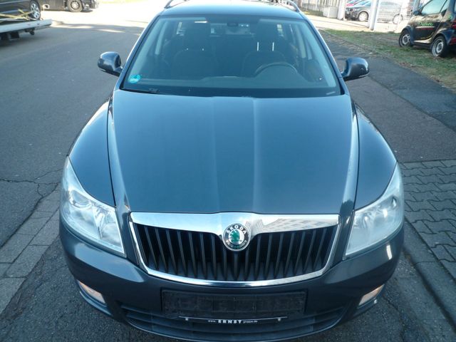 Skoda Octavia Combi Elegance