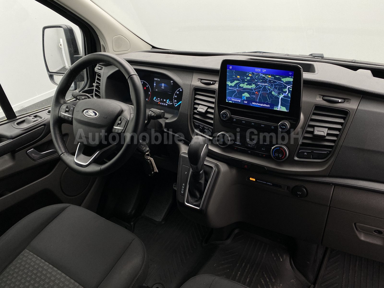 Fahrzeugabbildung Ford Transit Custom L2 *Automatik* 2xKLIMA+ACC 1182