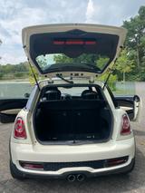 MINI Cooper S, Ausstattung Chili - mit Benzin-Antrieb: Coupe, Beige