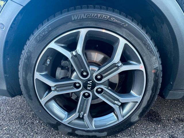 KIA XCeed Platinum Edition Plug-in Hybrid