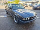 BMW 750i E32 shadow line - BMW 750: E32 750i