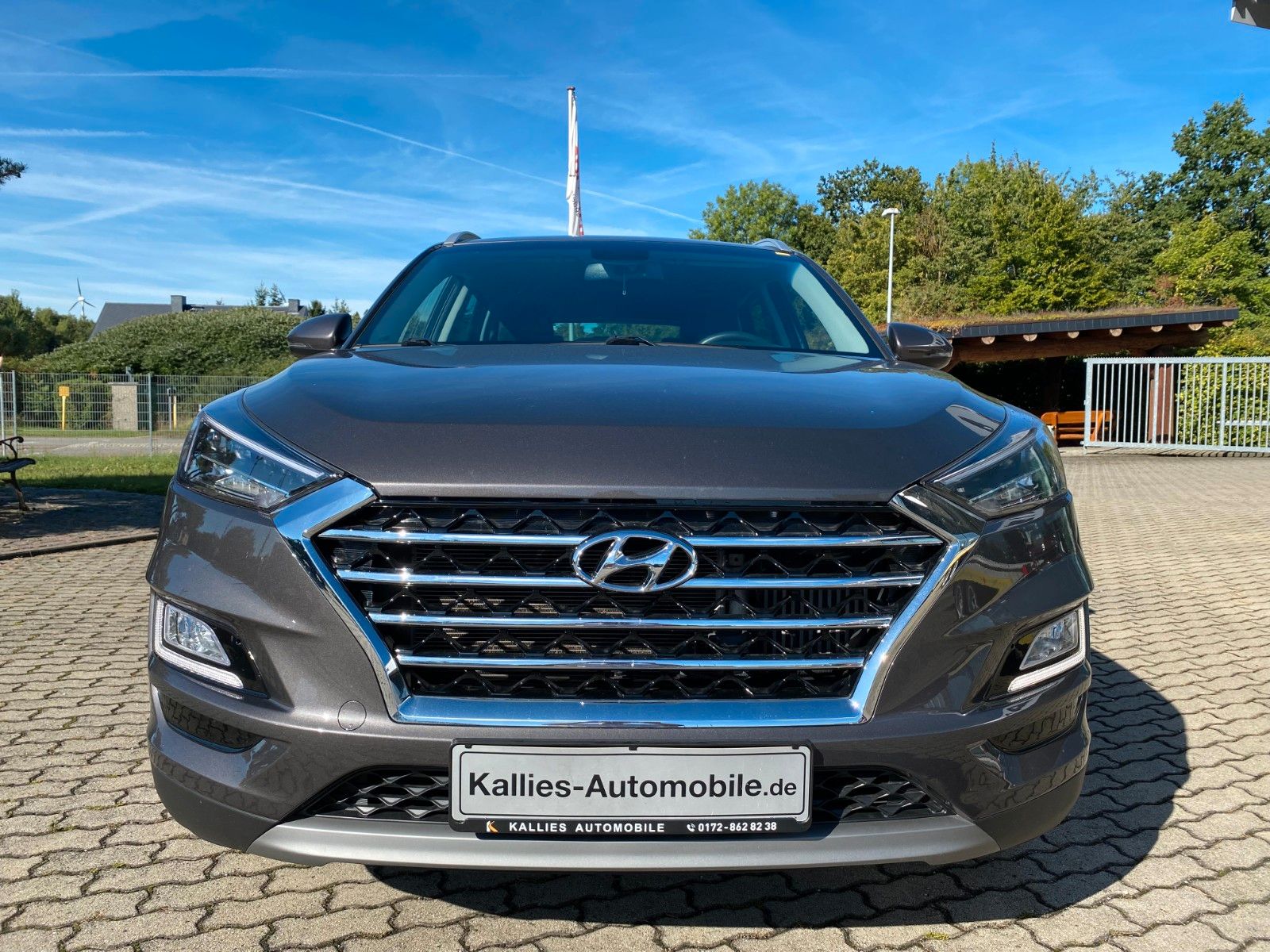 Fahrzeugabbildung Hyundai Tucson 2WD Navigation Klimaautomatik