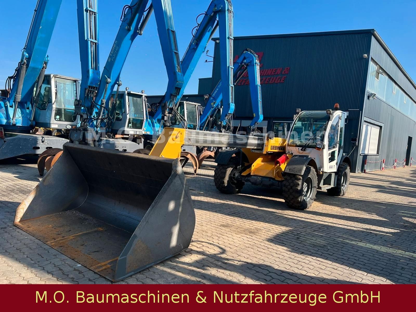 Fahrzeugabbildung Other Liebherr TL 441-7/7m/4,1t /SW/Gabel+Schaufel