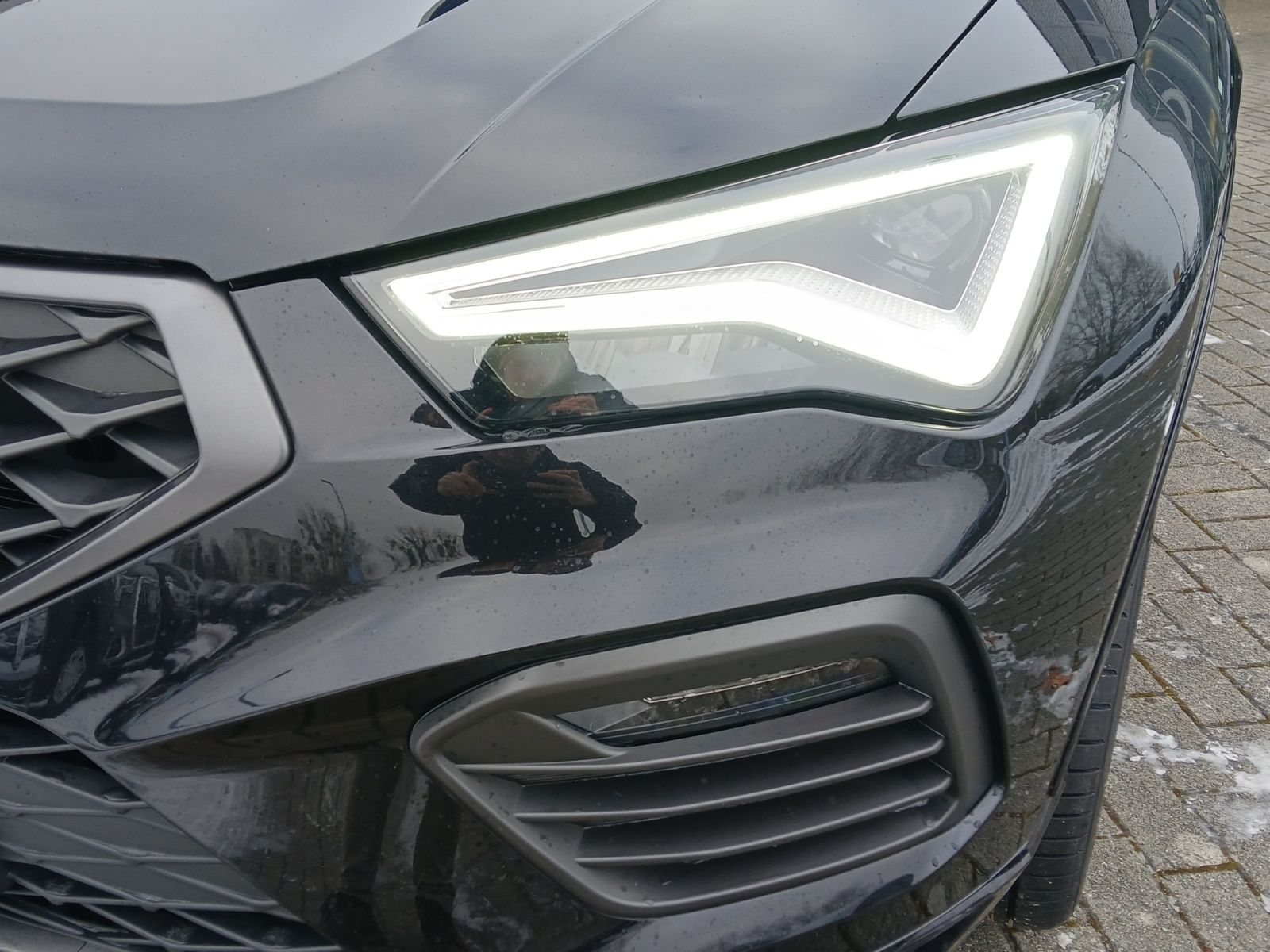 Fahrzeugabbildung SEAT Ateca TSI FR DSG LED AHK Navi beats AID ACC RFK