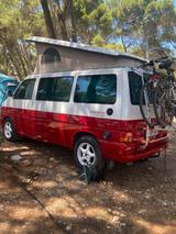 Volkswagen T4 California - rote Volkswagen T4
