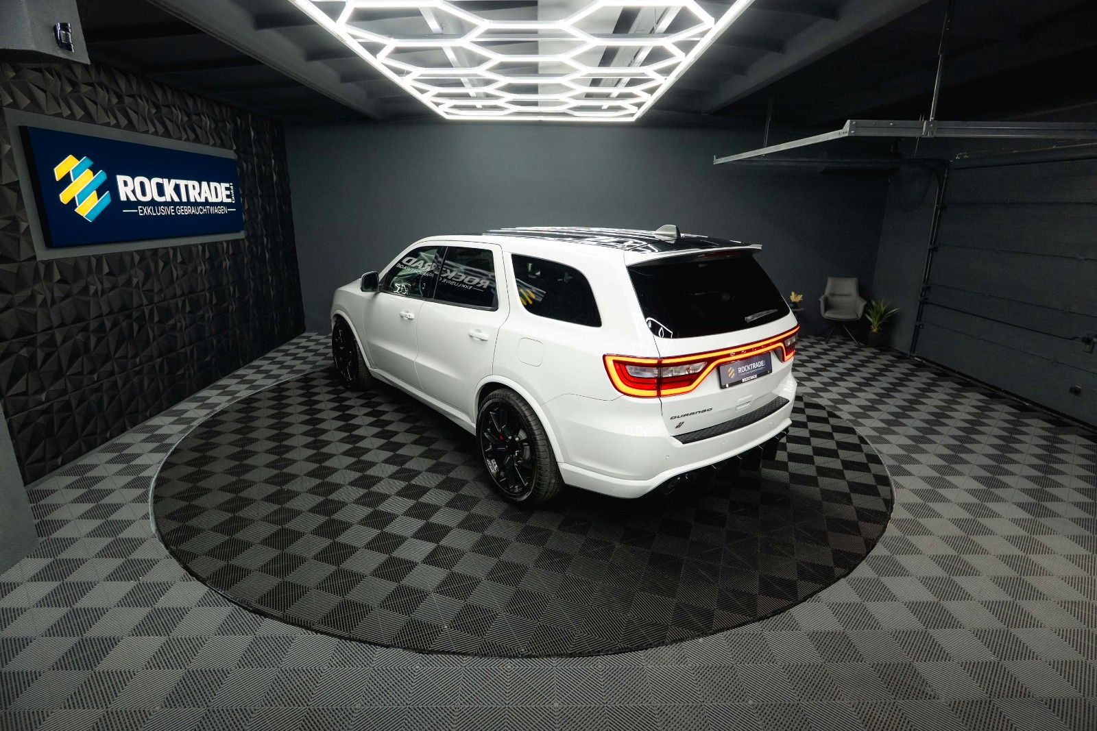 Fahrzeugabbildung Dodge Durango 5.7 V8 GT SRT 4x4 Night-Paket Modell 22