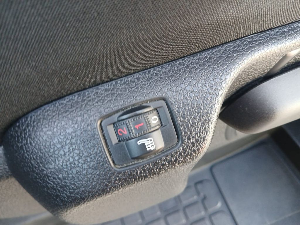 Fahrzeugabbildung Citroën Spacetourer M 2.0 BlueHDi 150 Rip Curl *8-Sitzer
