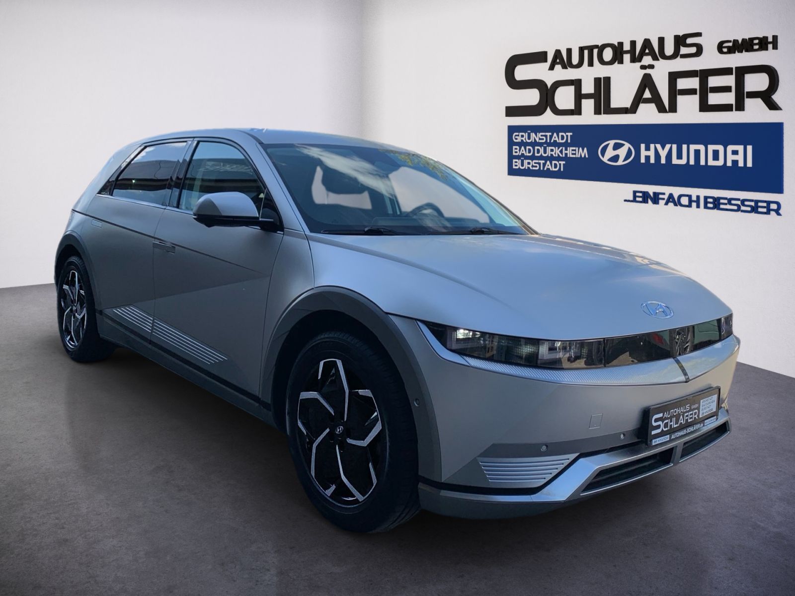 Fahrzeugabbildung Hyundai IONIQ 5 Uniq 4WD 72,6 kWh 1Hd