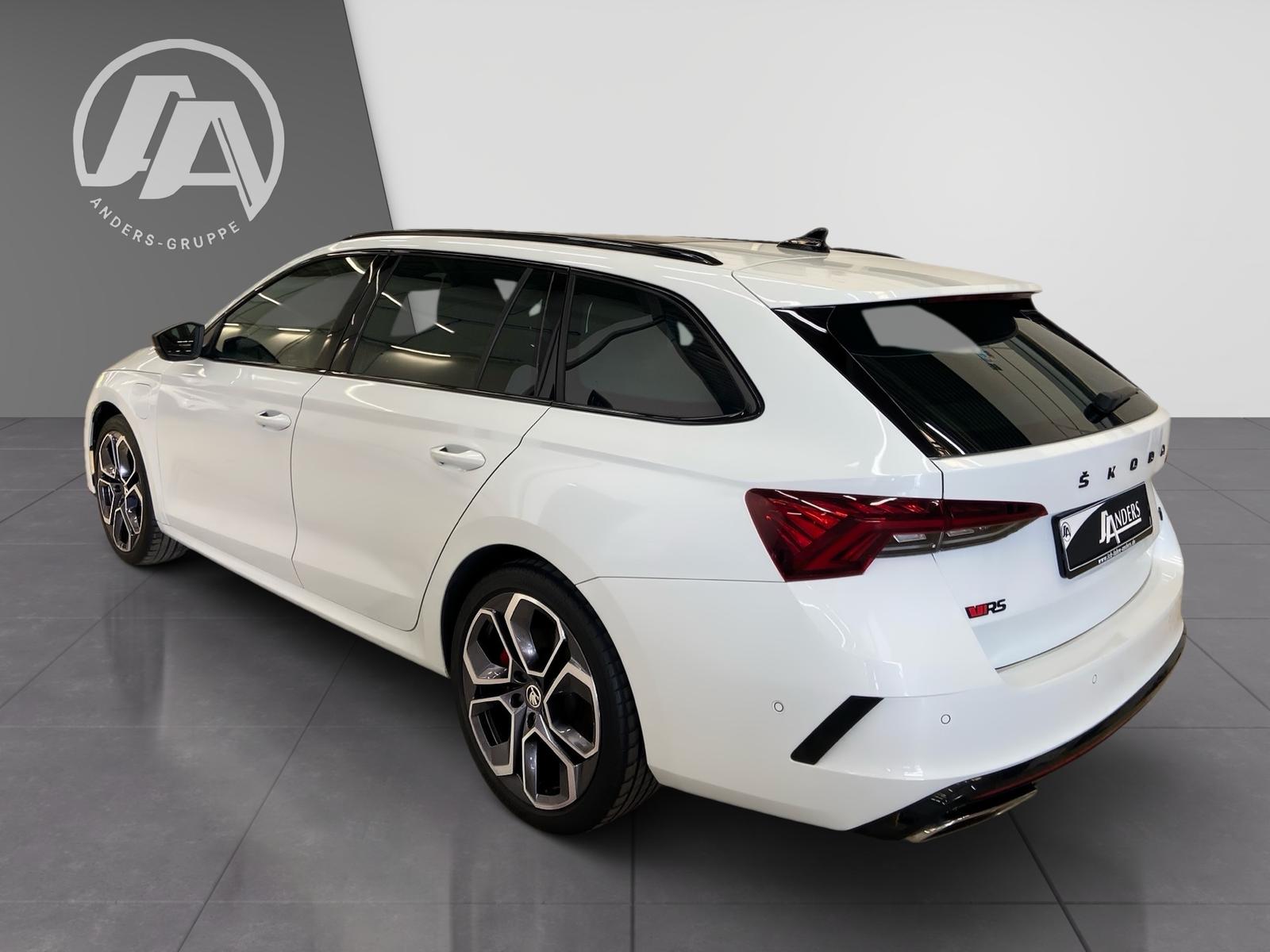 Skoda Octavia Combi RS First Edition iV ACC+Pano+LED+