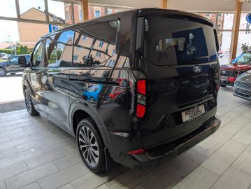 Ford Tourneo Custom 2.0 L Titanium +