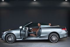 MERCEDES-BENZ C 300 AMG Cabrio Night*Multibeam*Memory*Air*19"