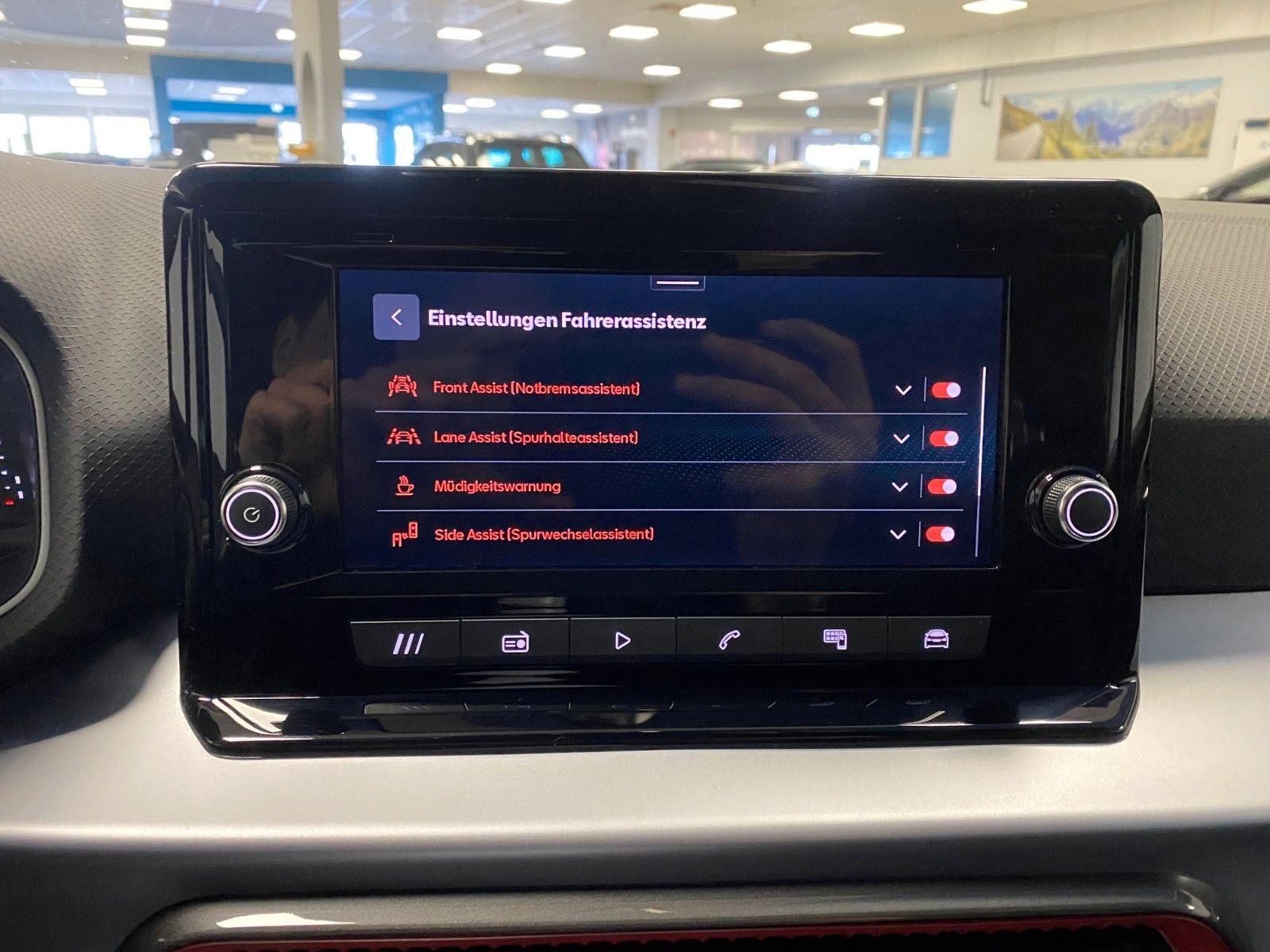 Fahrzeugabbildung SEAT Arona TSI FR DSG+AHK+5 Ja. GARANTIE+SPURWECHSEL+