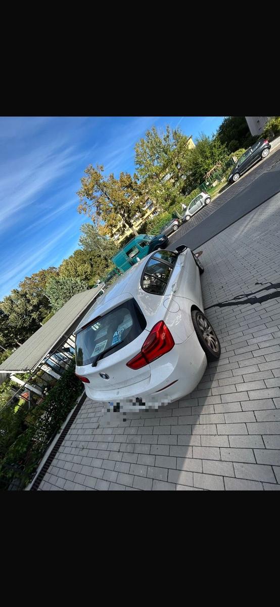 BMW 120