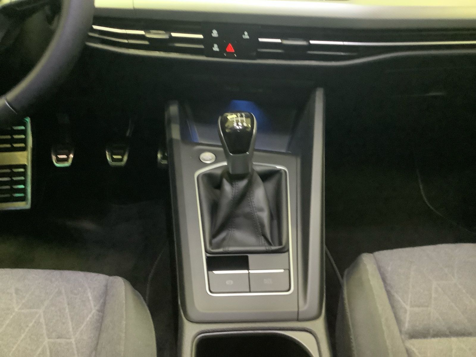 Golf Move 1,0 TSI 81 kW LED, Navi, ACC, SHZ