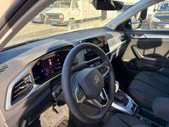 VW T-Roc Limited 1.5DSG AHK LED ACC  8Fach