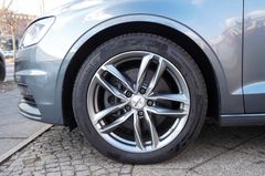 Fahrzeugabbildung Audi A3 Limousine Ambition Quattro Klima SHZ 2.HD TOP