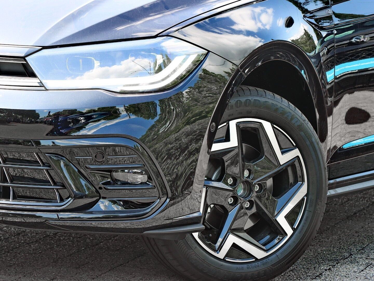 Volkswagen Polo R-Line 1.0 TSI OPF DSG MATRIX LED NAVIVORB foto 3