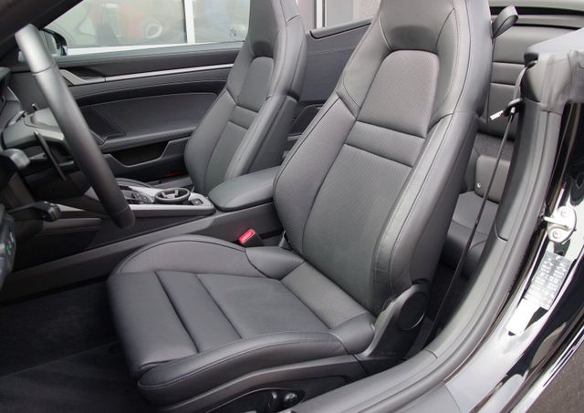 Porsche 992.2 4S*ACC,BOSE,Chrono,Sitzlüftung,14Wege,360°