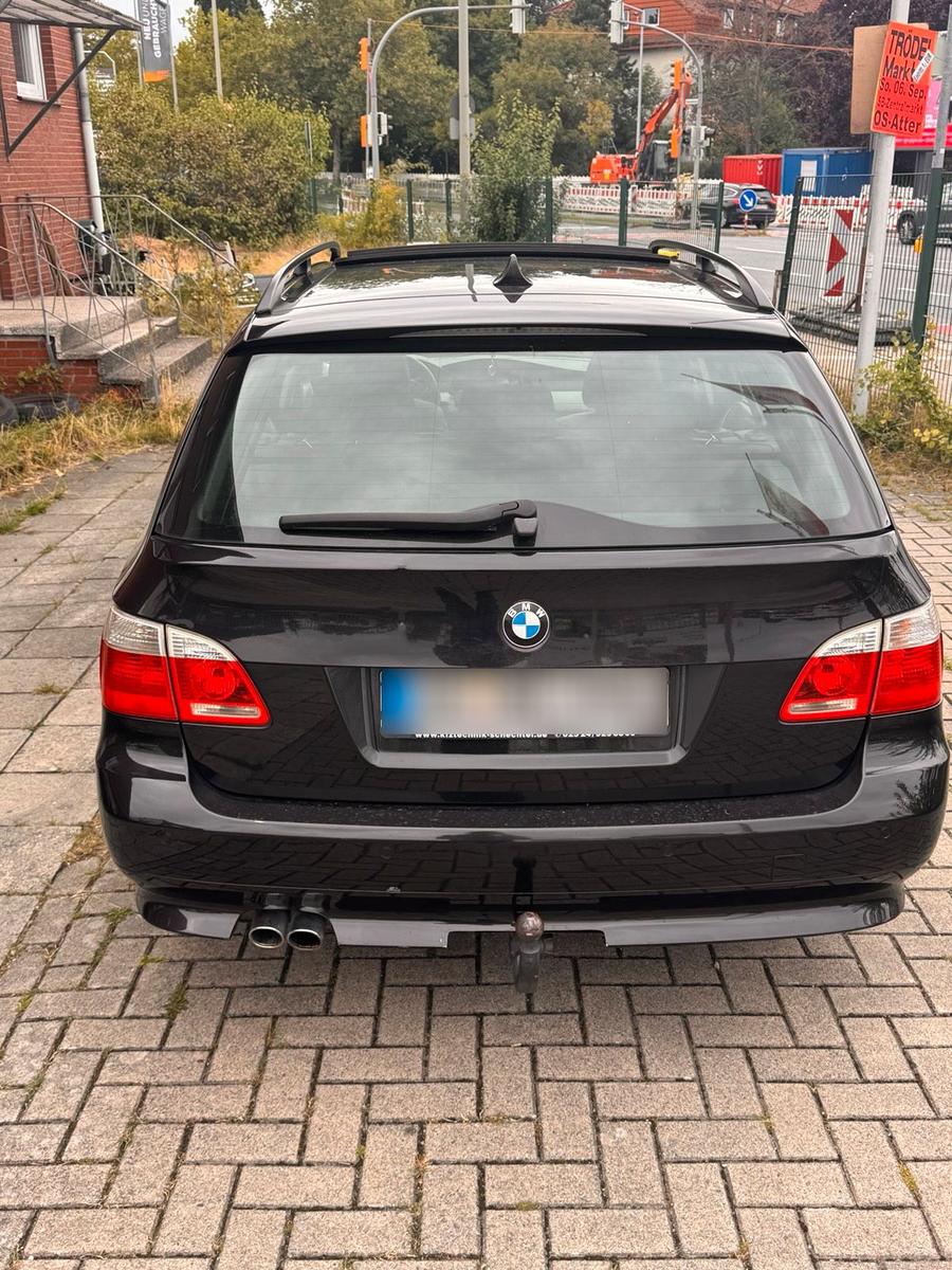 BMW  2007 — rear view