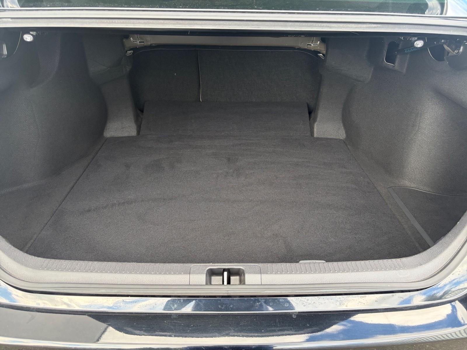 Toyota Camry 2,5 Hybrid Executive