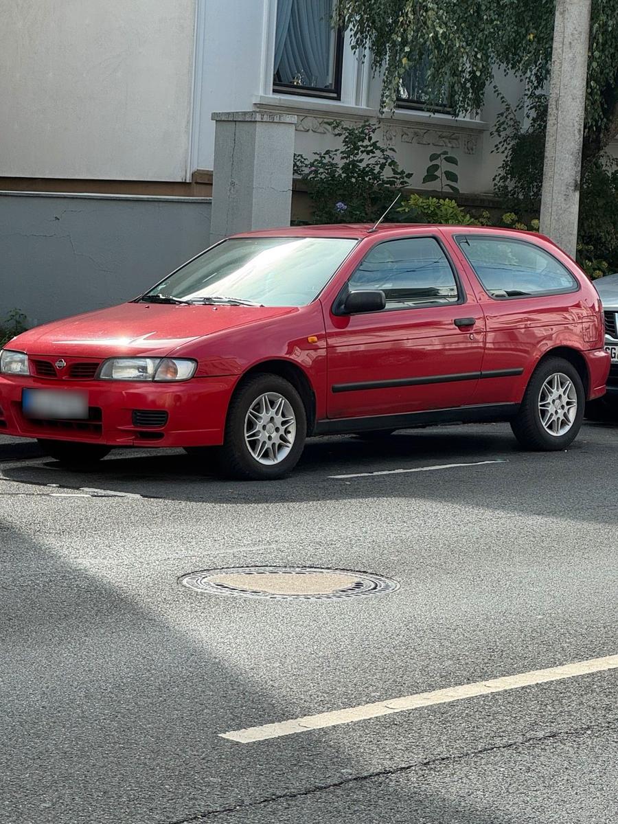 Nissan Almera