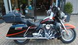 Harley-Davidson FLHTCUSE CVO Ultra Classic Electra Glide - HARLEY-DAVIDSON CVO ELECTRA GLIDE
