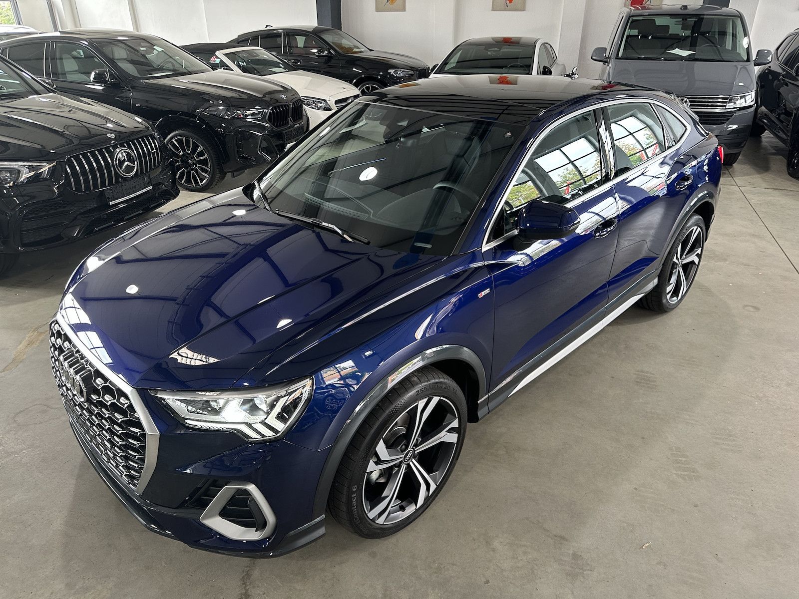 Fahrzeugabbildung Audi Q3 Sportback 35 TDI S line/Pano/Matrix/20´/RFK