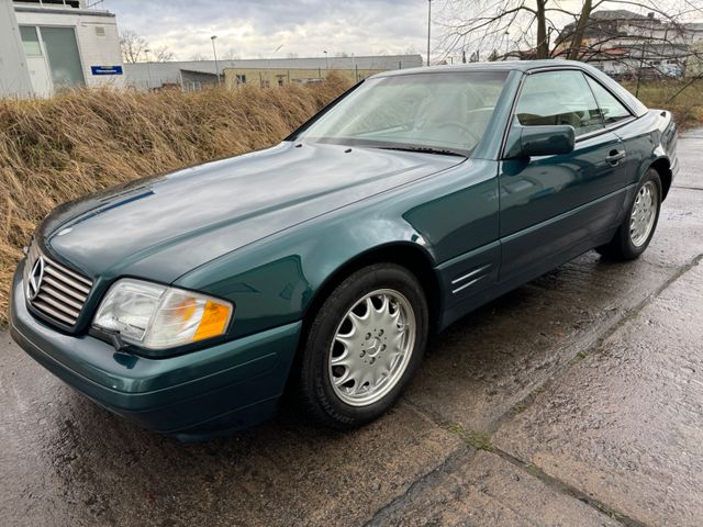 Mercedes-Benz SL 500 sehr schöner Zustand in Turmalingrün