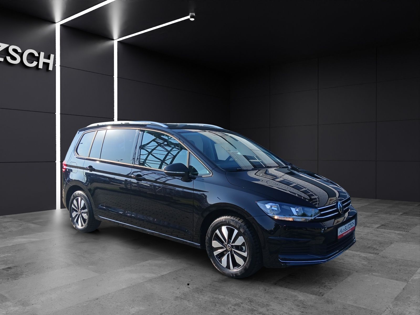 Fahrzeugabbildung Volkswagen Touran TSI Move DSG 7-Si Navi AID ACC PDC SH LM