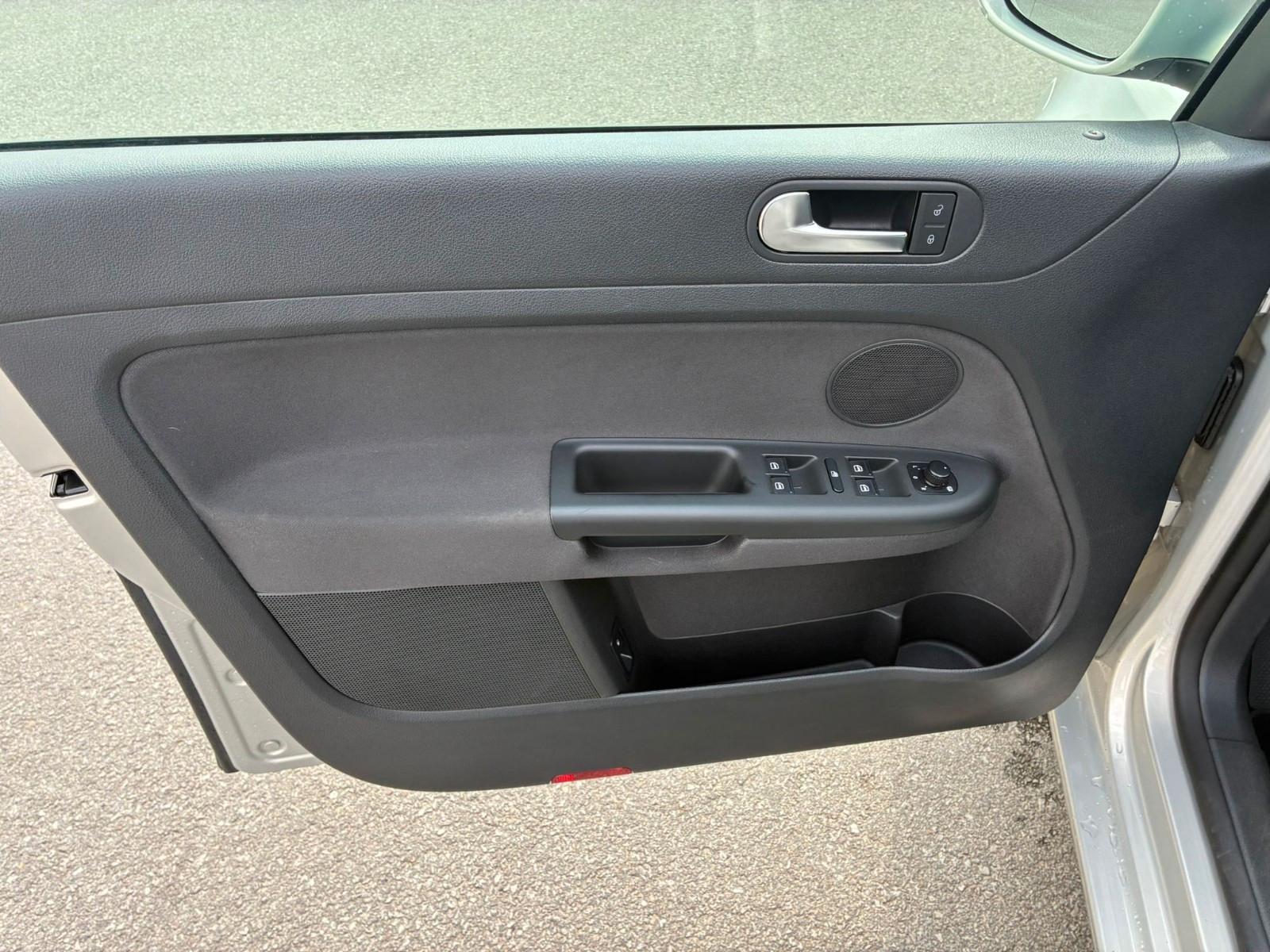Volkswagen Golf Plus Klima/SHZ/PDC/Tempomat/Steuerkette neu
