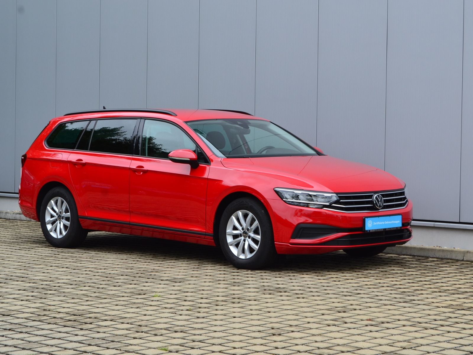 Passat Variant 2.0 TDI AHK/LED/NAVI+VZE/BUSINESS
