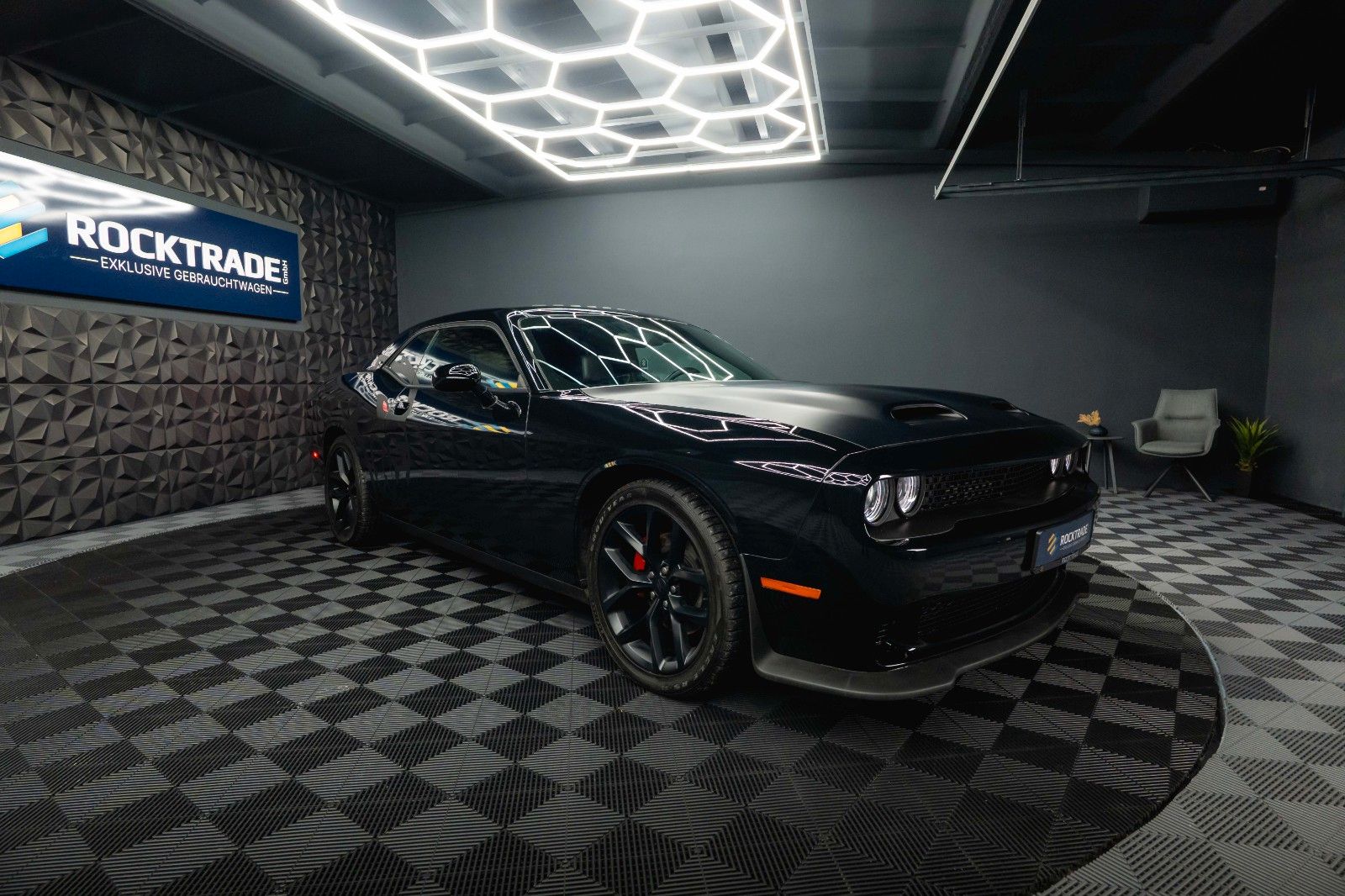 Fahrzeugabbildung Dodge Challenger 5.7 V8 R/T SRT Performance SuperTrack