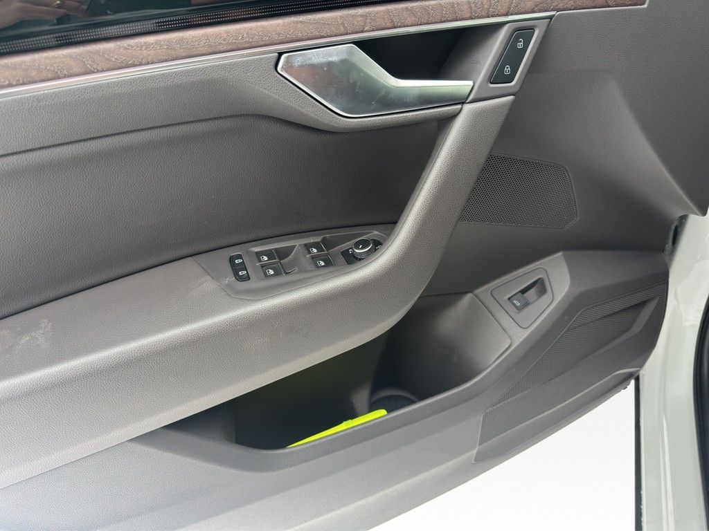 Volkswagen Touareg - Bild 12