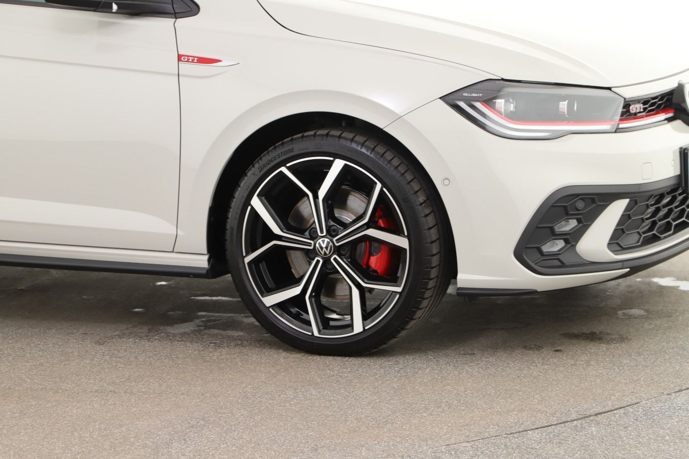 Volkswagen Polo 6 VI GTI 2.0 TSI DSG IQ.Light ACC Kamera Ap foto 3