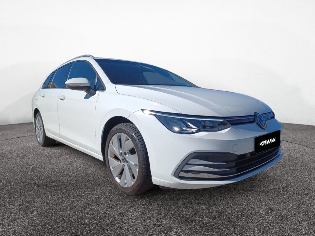 Fahrzeugabbildung Volkswagen Golf Variant 2.0 TDI SCR Life Navi, AHZV, ACC