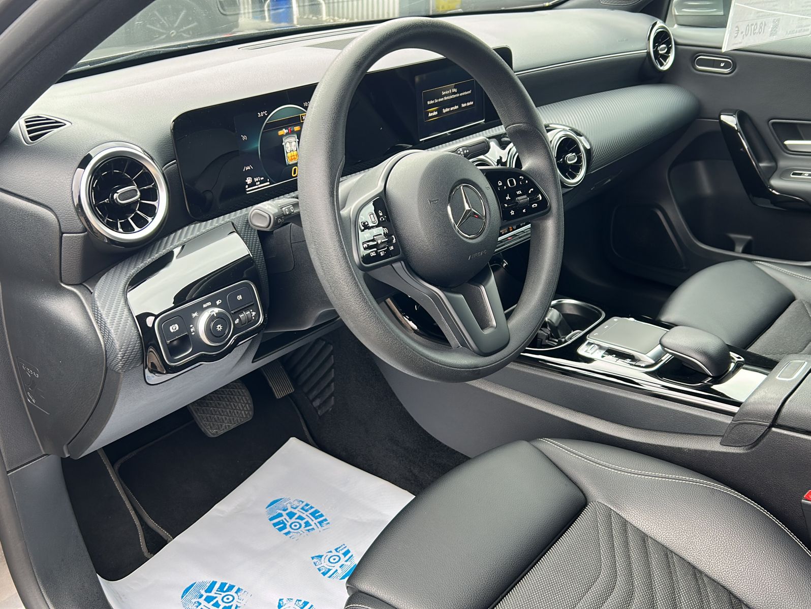 Fahrzeugabbildung Mercedes-Benz A 180 dStyle