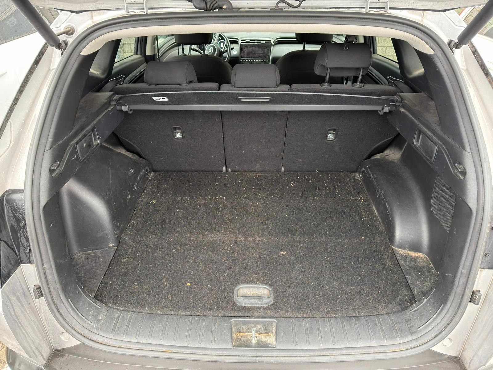 Fahrzeugabbildung Hyundai Tucson Trend Mild-Hybrid *Motor defekt