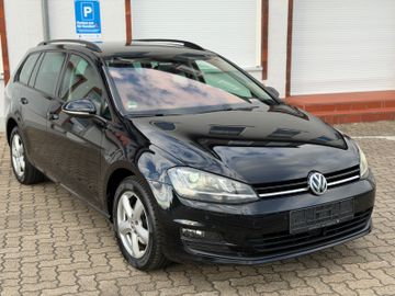 Volkswagen Golf - 2